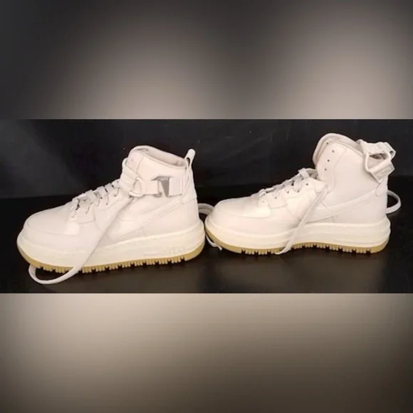 Nike Air Force 1 High Utility 2.0 Fossil Stone-Pearl Platform Sneakers W7 - Picture 3 of 3